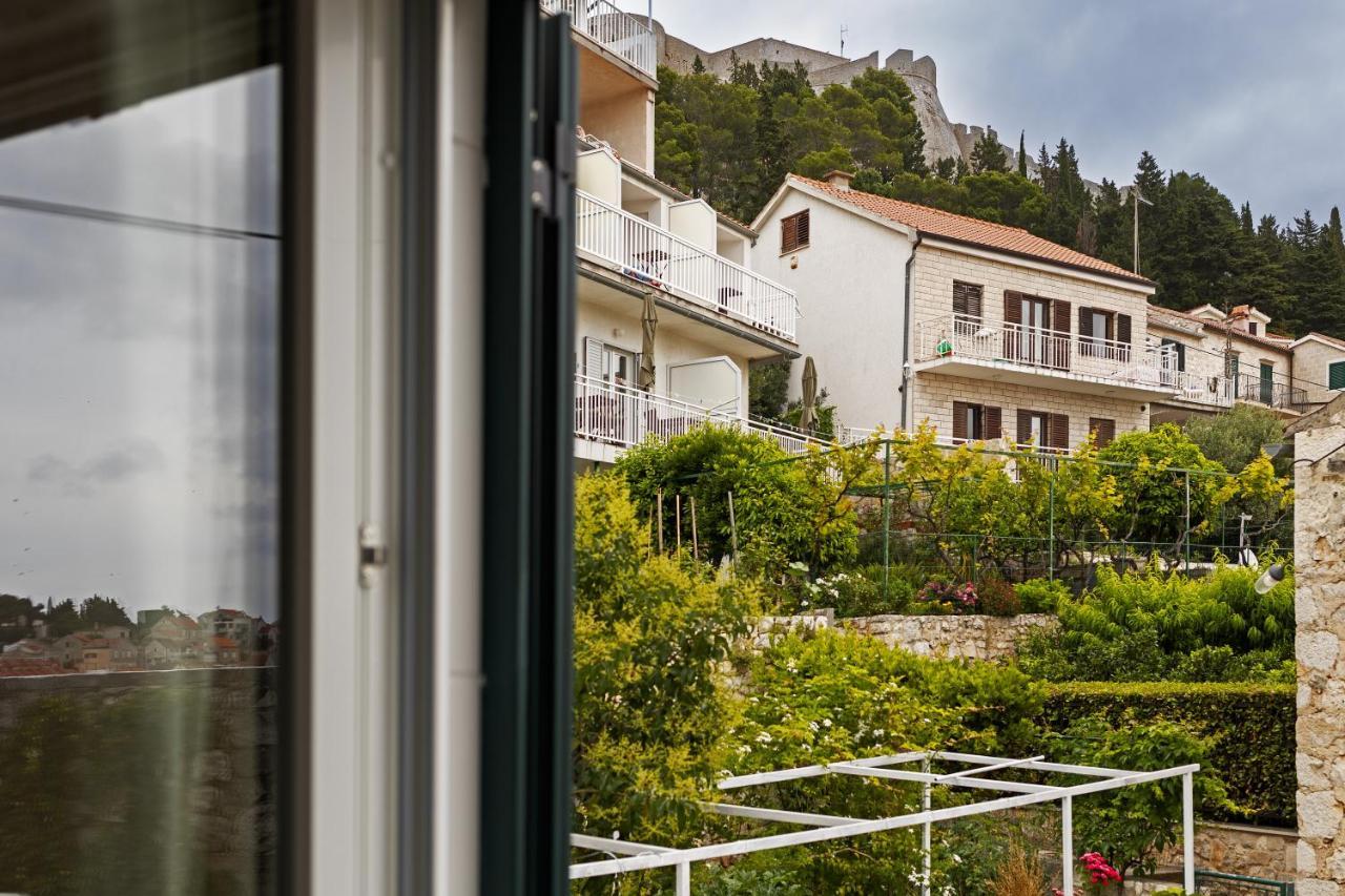 Jesliving Hvar - 2 Bedroom Elegant Apartment With Sea View In Historic Center Of هفار المظهر الخارجي الصورة