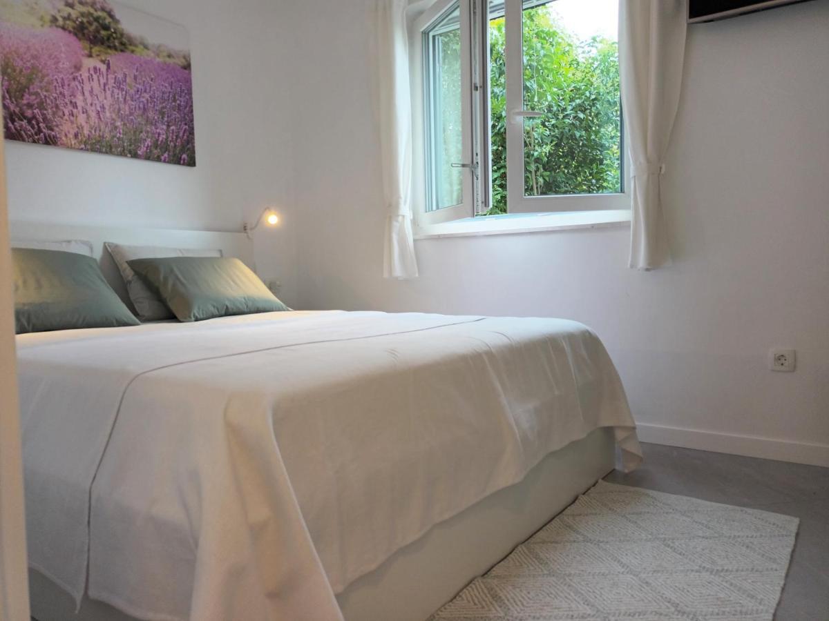 Jesliving Hvar - 2 Bedroom Elegant Apartment With Sea View In Historic Center Of هفار المظهر الخارجي الصورة