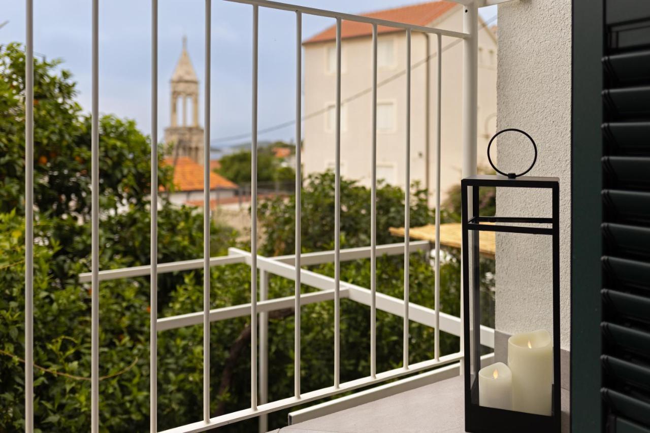 Jesliving Hvar - 2 Bedroom Elegant Apartment With Sea View In Historic Center Of هفار المظهر الخارجي الصورة